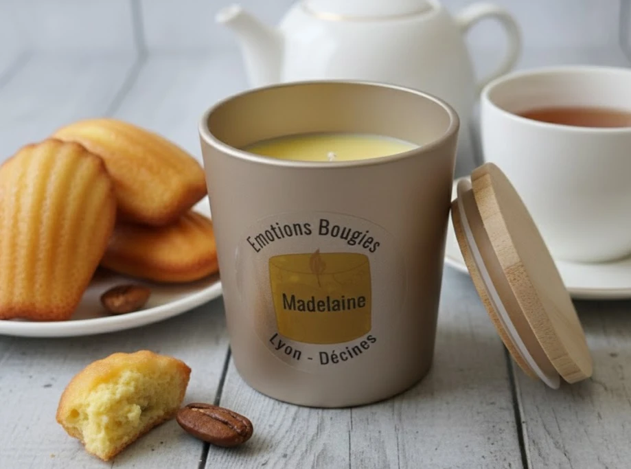 Bougie végétale parfumée Madelaine